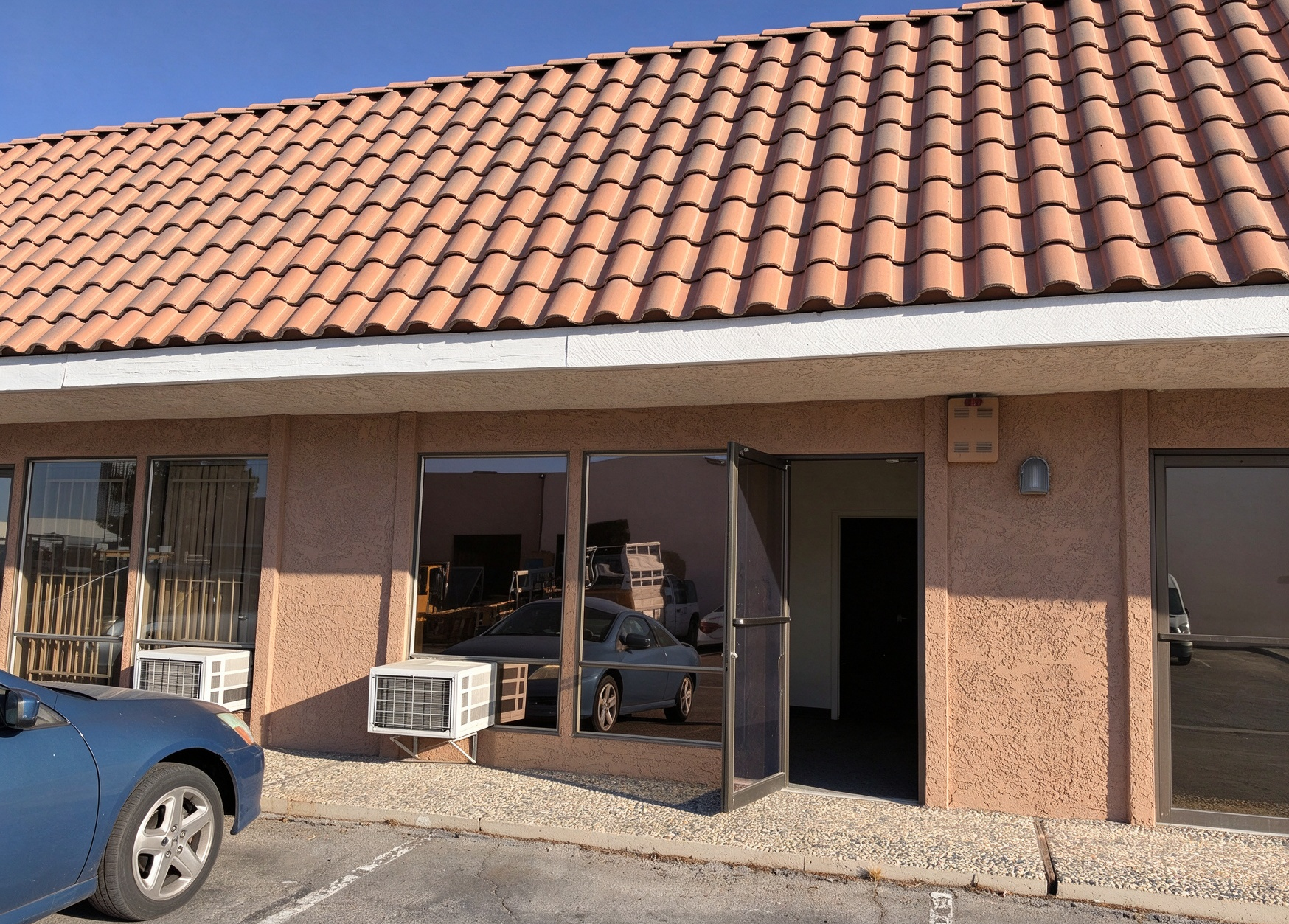 ​3560 Polaris Avenue, Unit #2